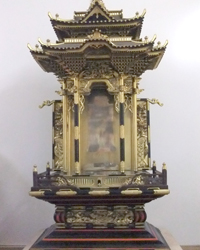 直宮殿 修復前