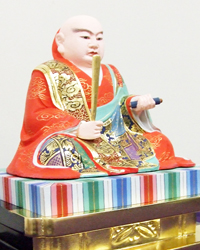 日蓮聖人像の修復後